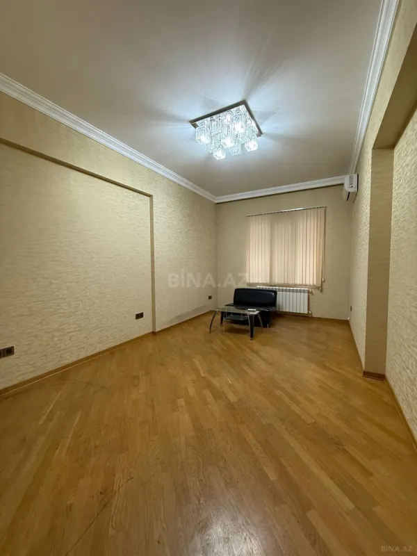 Kirayə verilir 2 otaqlı ofis 90 m²