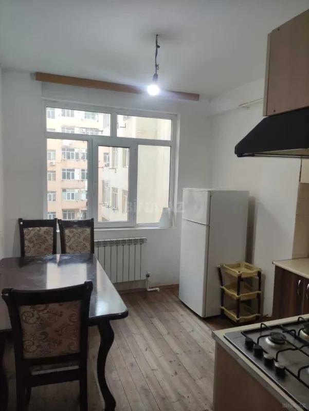 Satılır 3 otaqlı mənzil 83 m²