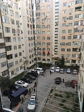 Satılır 3 otaqlı mənzil 83 m²