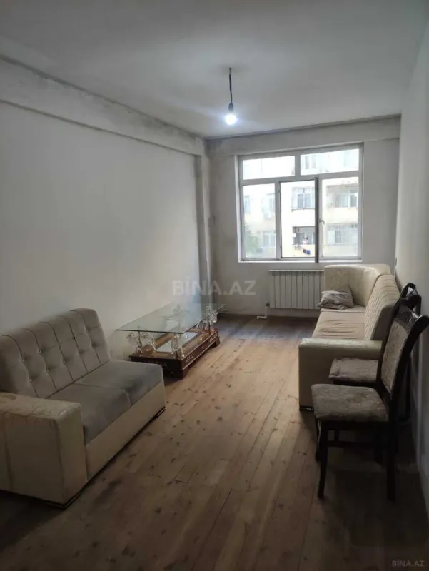 Satılır 3 otaqlı mənzil 83 m²