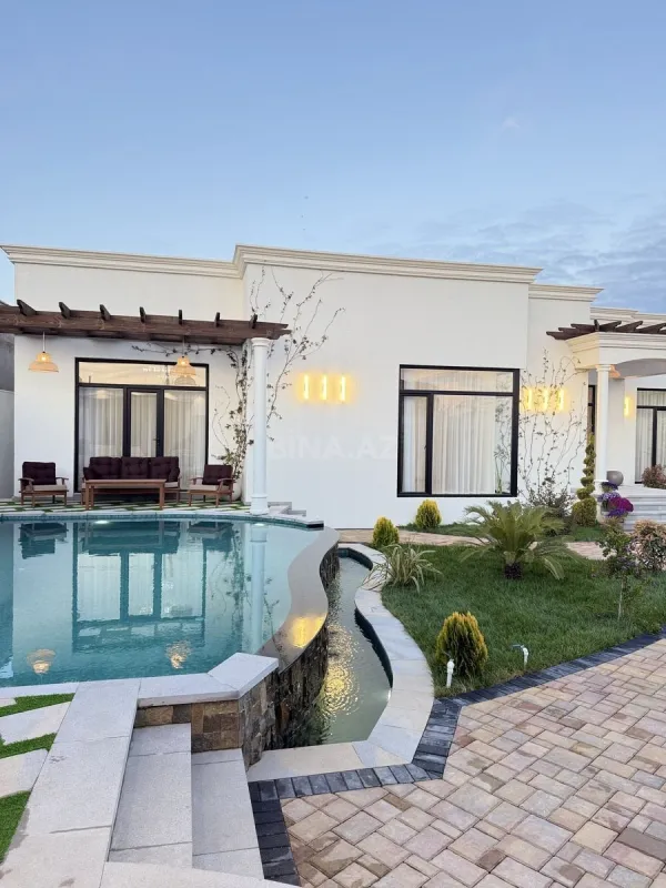 Satılır 4 otaqlı həyət evi 200 m²