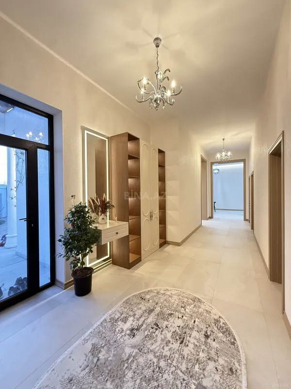 Satılır 4 otaqlı həyət evi 200 m²