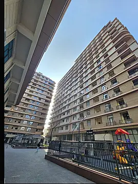 Satılır 3 otaqlı mənzil 107 m² — Bakı, Nizami 3 otaq 107.00 m²