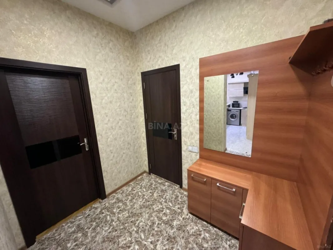Kirayə verilir 2 otaqlı mənzil 85 m²