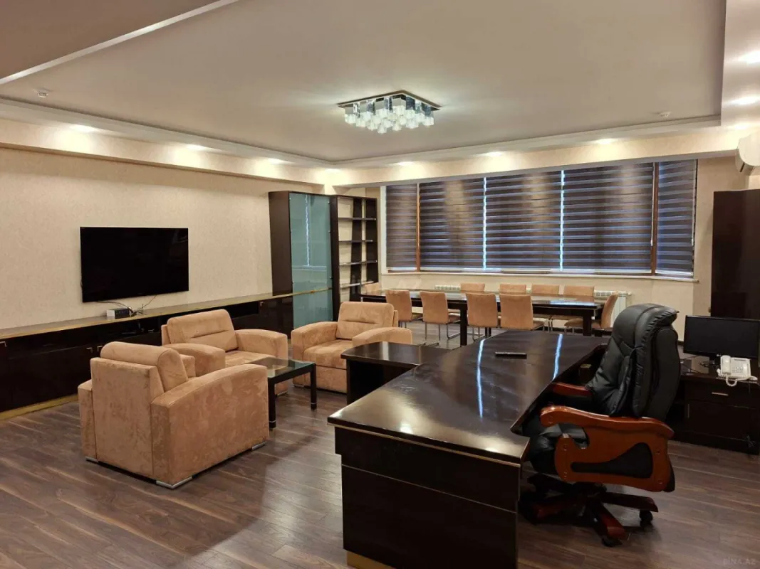 Kirayə verilir 9 otaqlı ofis 322 m²