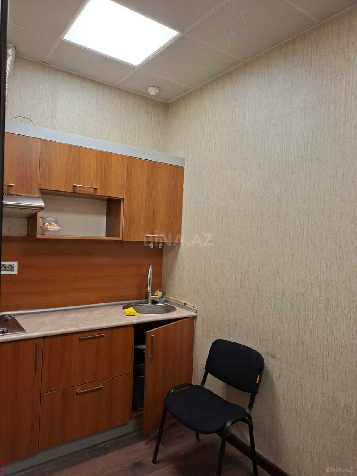 Kirayə verilir 9 otaqlı ofis 322 m²