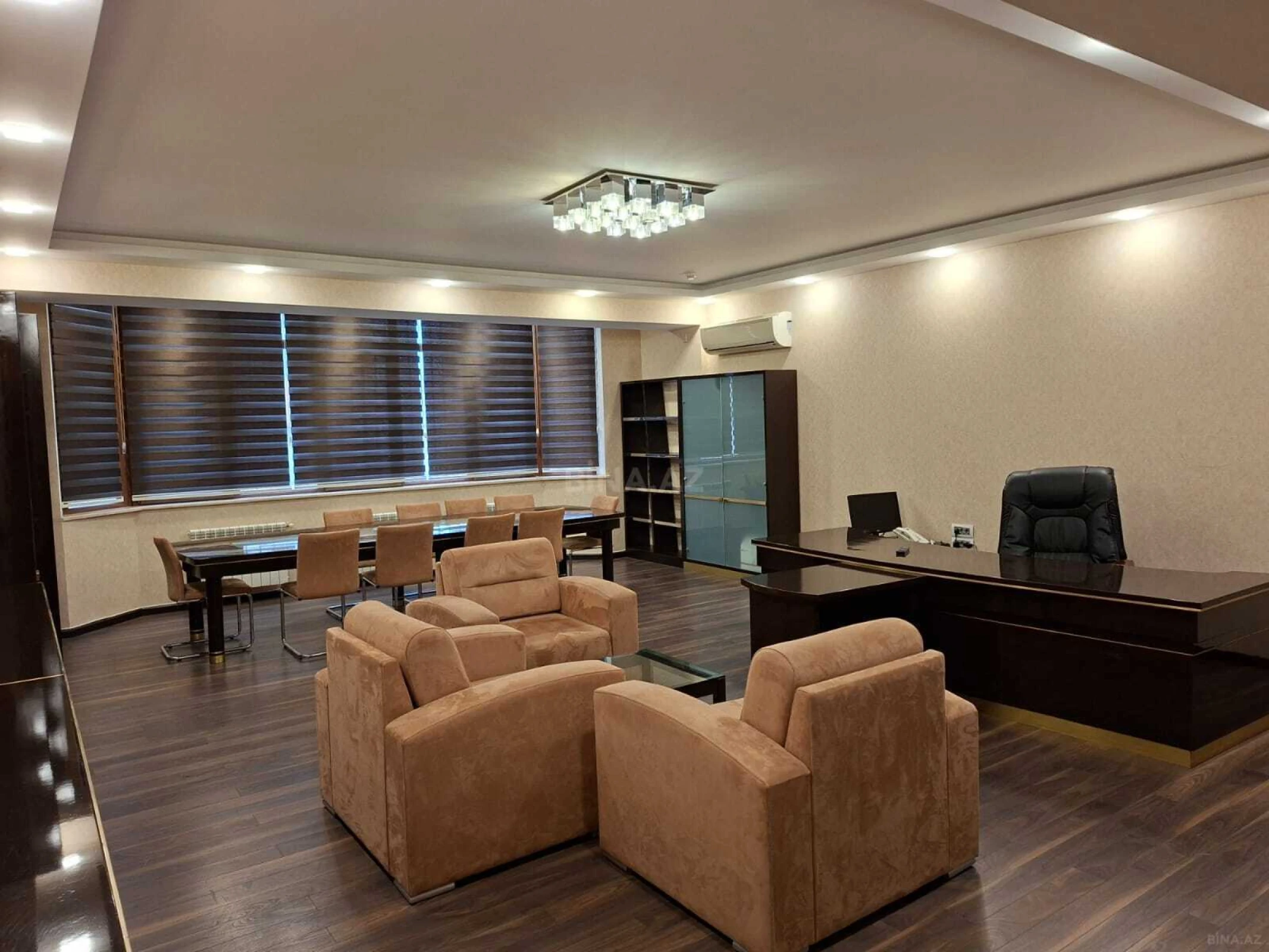Kirayə verilir 9 otaqlı ofis 322 m²