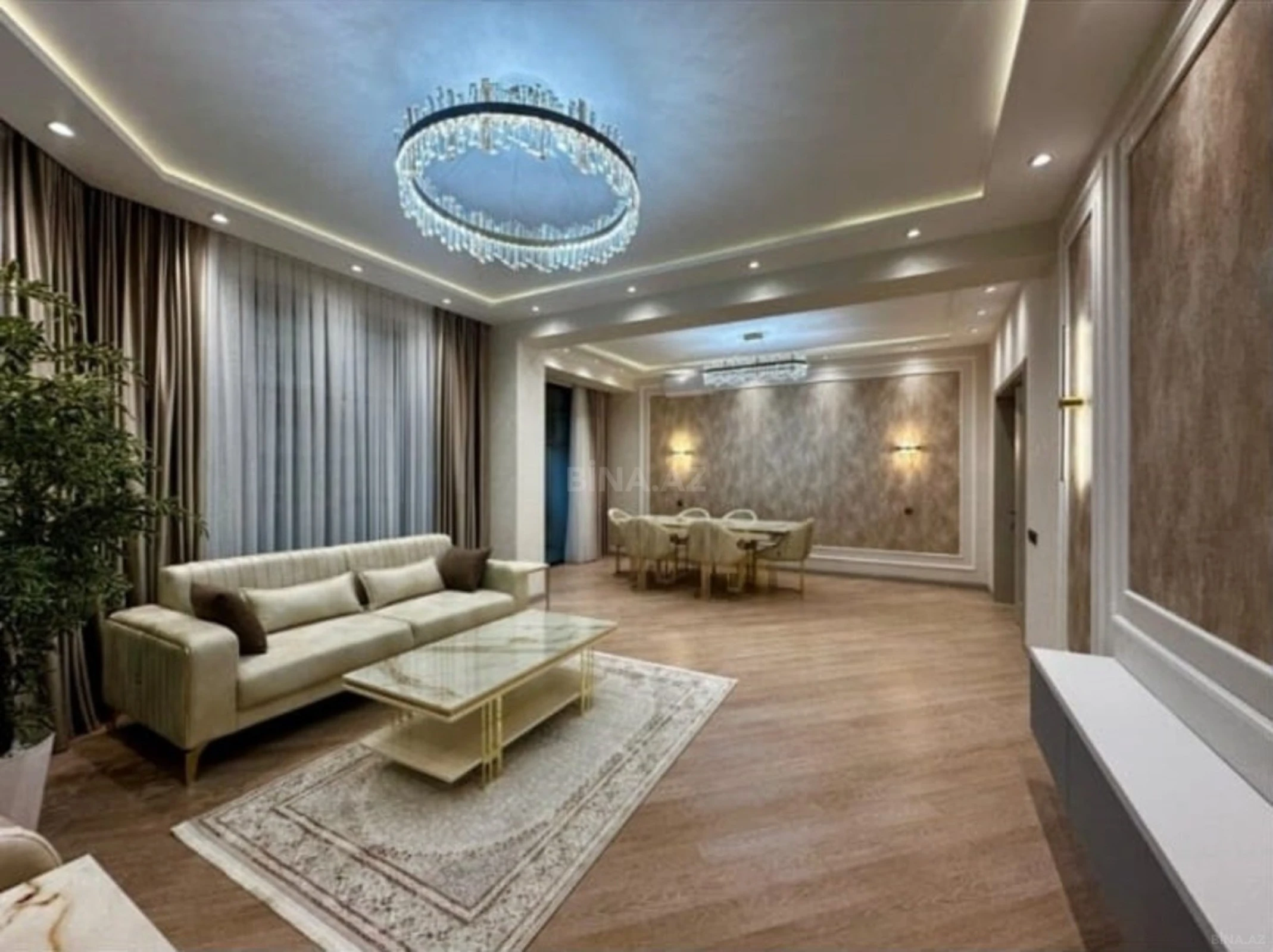 Satılır 3 otaqlı mənzil 155 m²