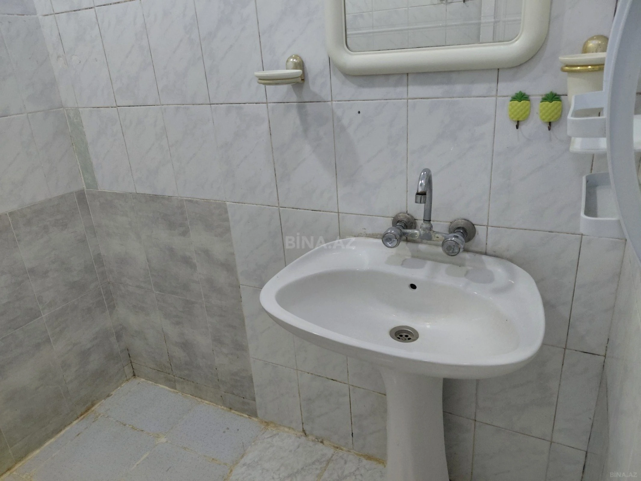 Kirayə verilir 2 otaqlı mənzil 37 m²