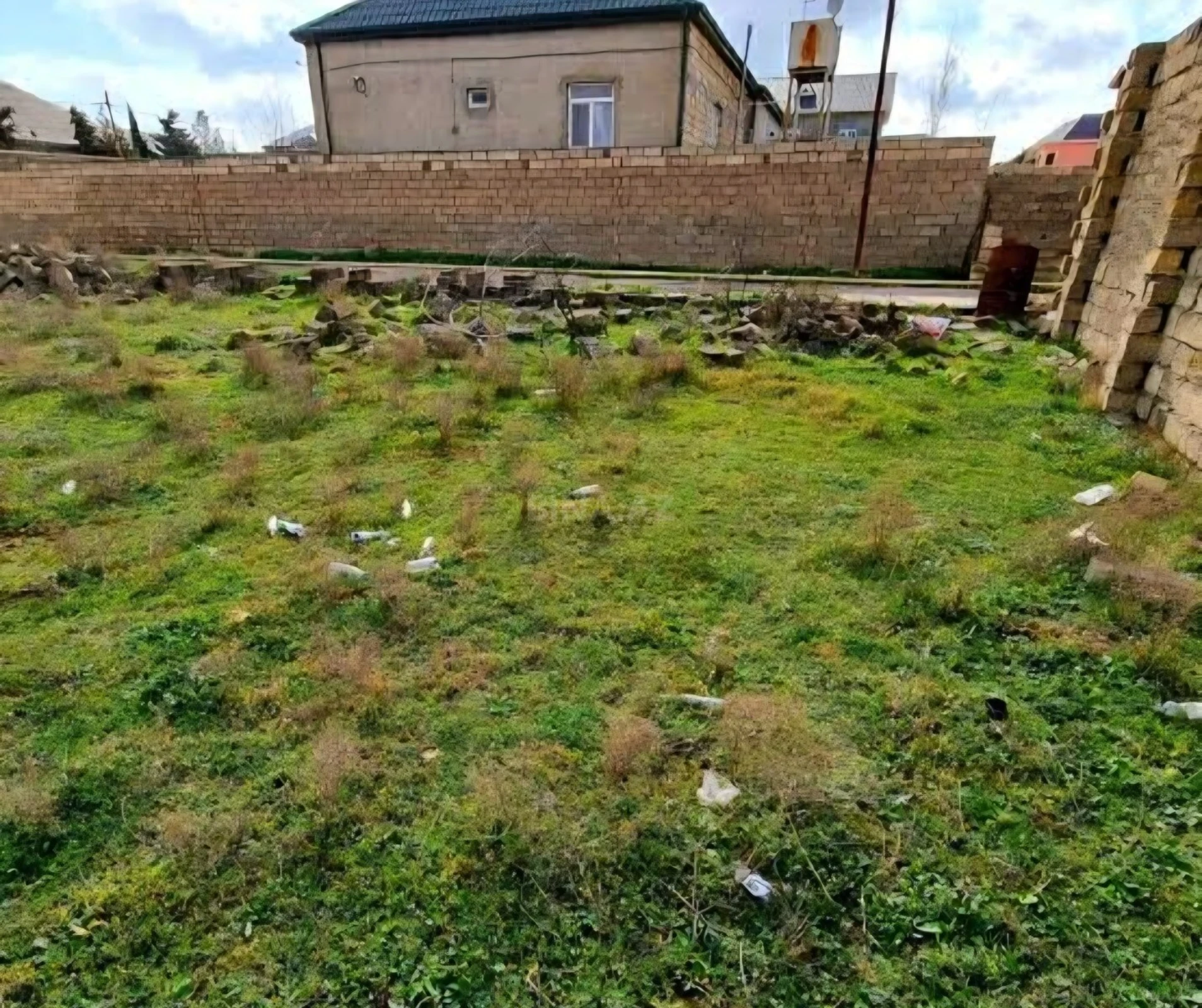 Satılır torpaq sahəsi 9 m²