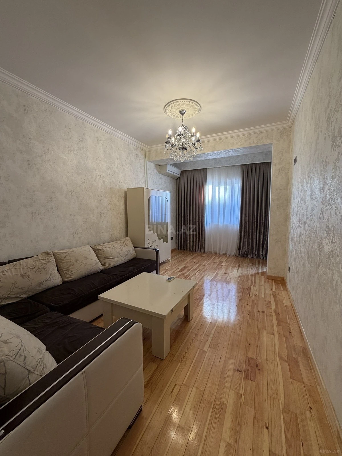 Satılır 2 otaqlı mənzil 44 m²