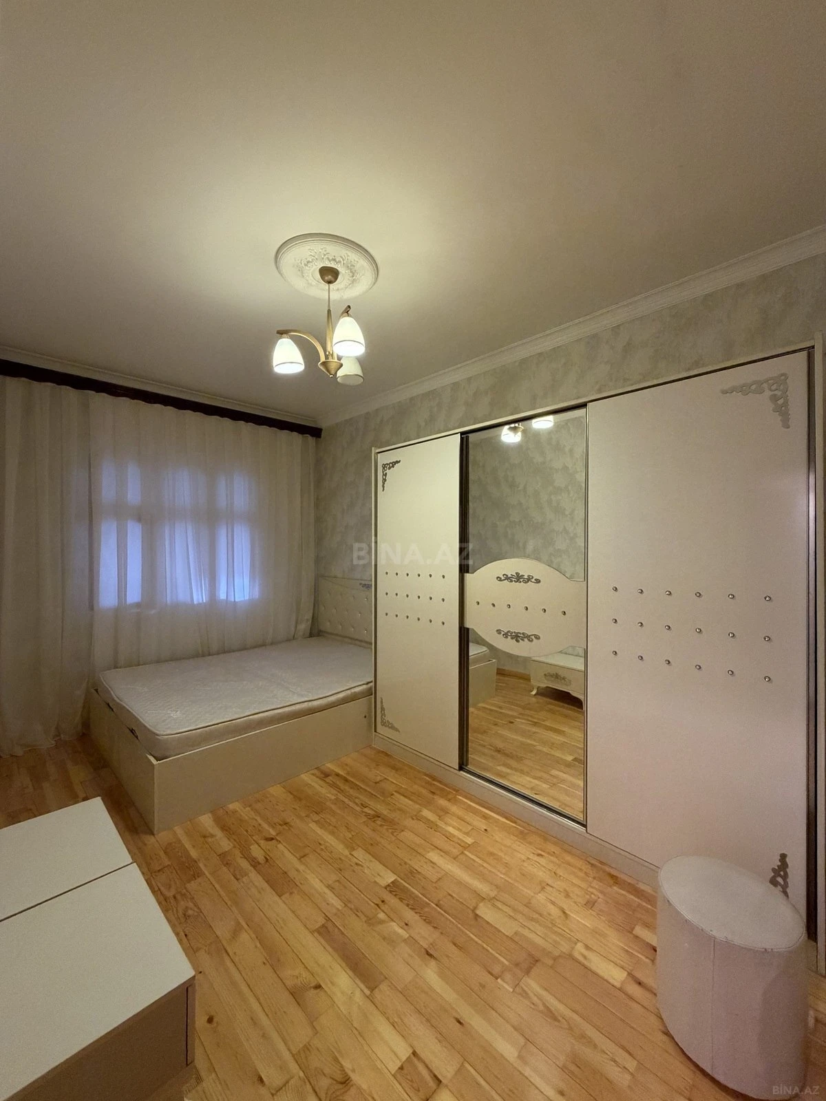 Satılır 2 otaqlı mənzil 44 m²