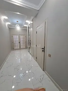 Kirayə verilir 3 otaqlı mənzil 130 m²