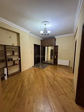 Kirayə verilir 3 otaqlı mənzil 120 m² — Bakı, Həzi Aslanov qəs. 3 otaq 120.00 m²