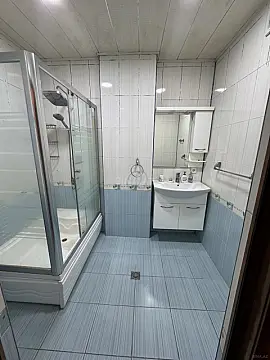 Kirayə verilir 3 otaqlı mənzil 120 m²
