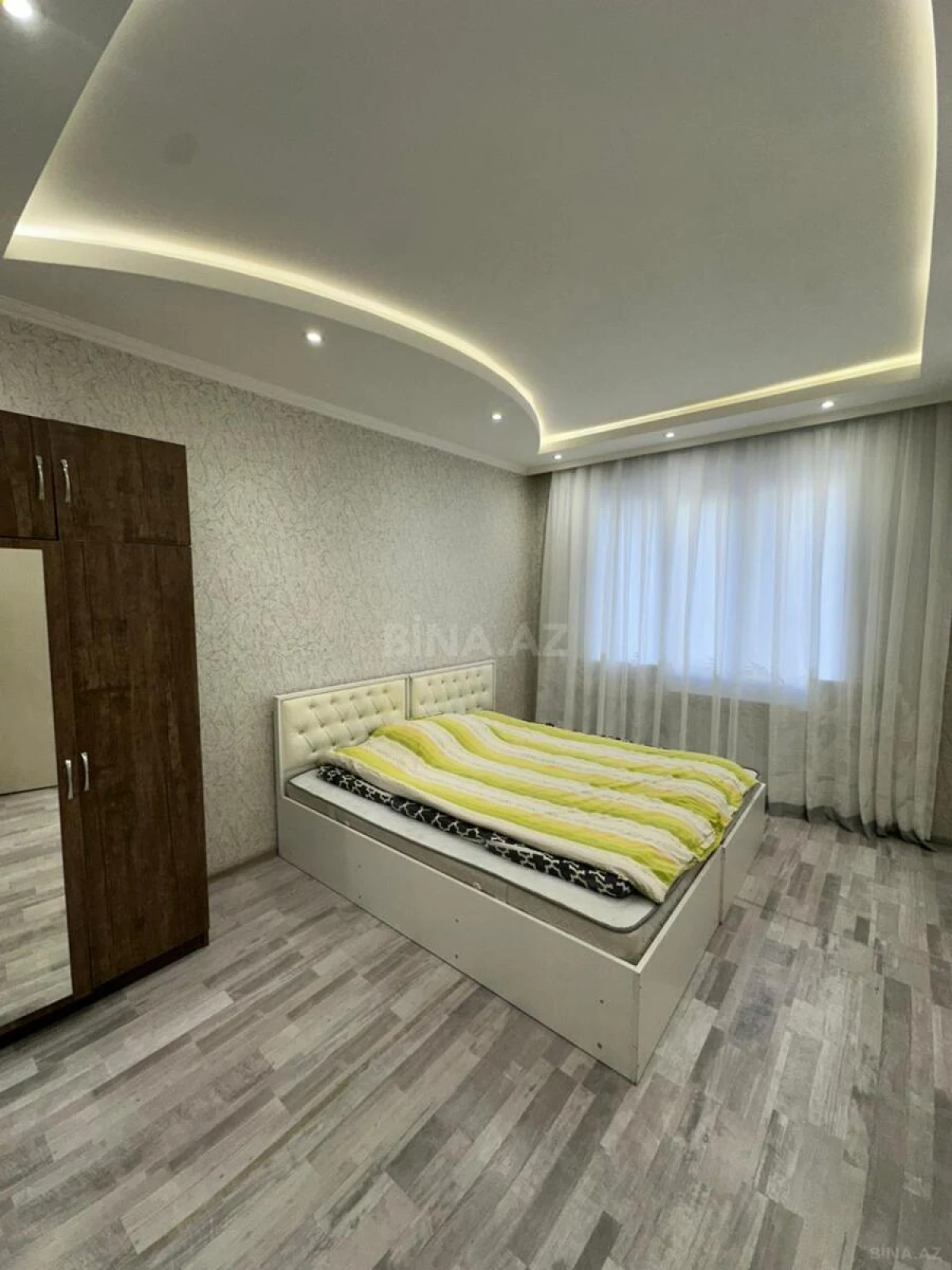 Kirayə verilir 2 otaqlı mənzil 80 m²