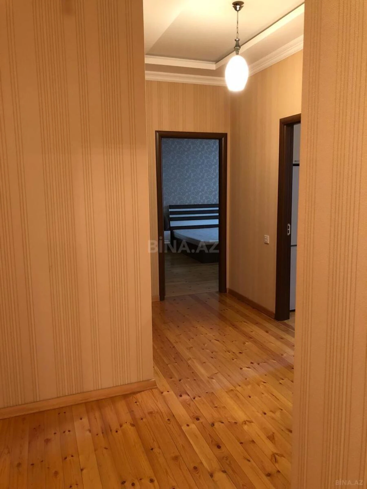 Satılır 2 otaqlı mənzil 100 m²