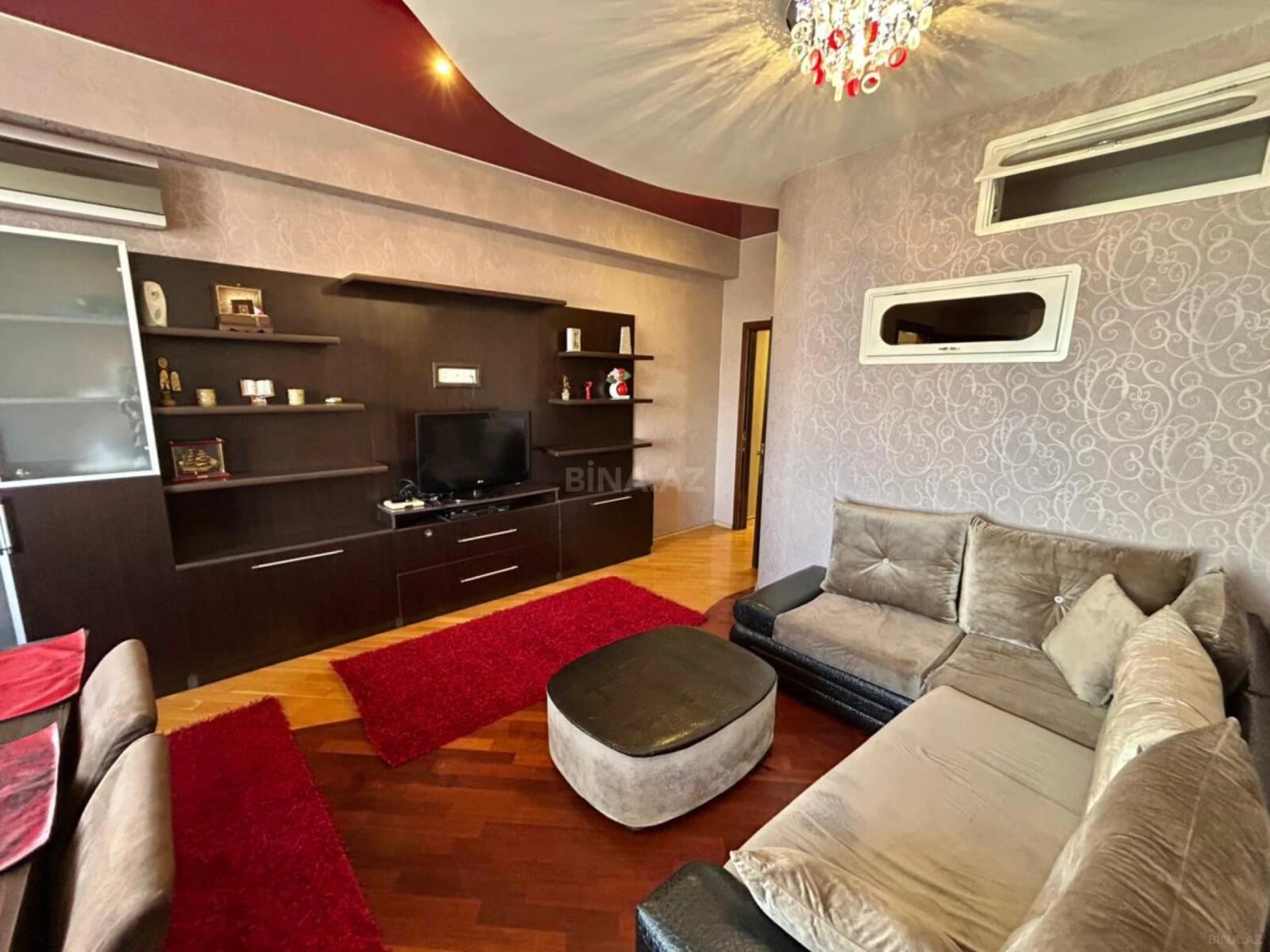 Kirayə verilir 3 otaqlı mənzil 100 m²