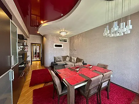 Kirayə verilir 3 otaqlı mənzil 100 m²