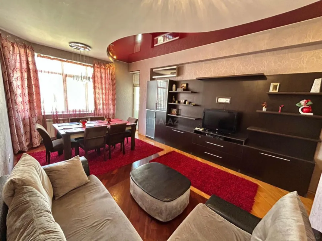 Kirayə verilir 3 otaqlı mənzil 100 m²