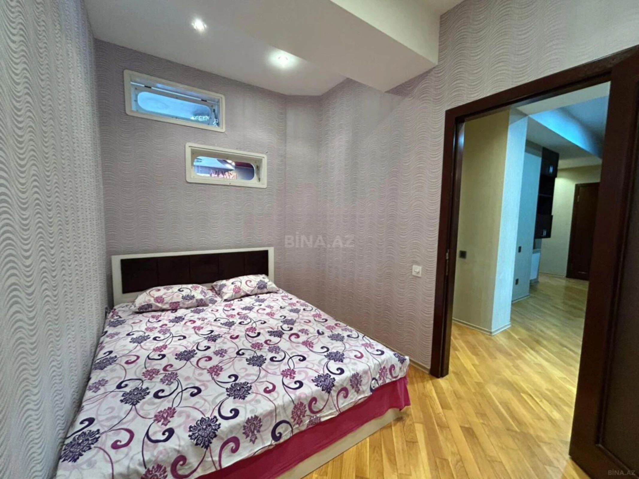 Kirayə verilir 3 otaqlı mənzil 100 m²