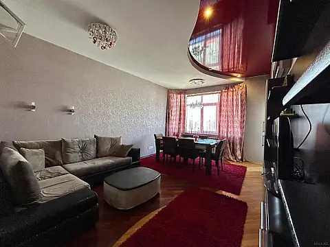 Kirayə verilir 3 otaqlı mənzil 100 m²