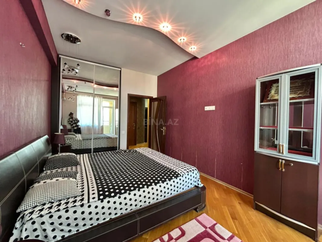 Kirayə verilir 3 otaqlı mənzil 100 m²