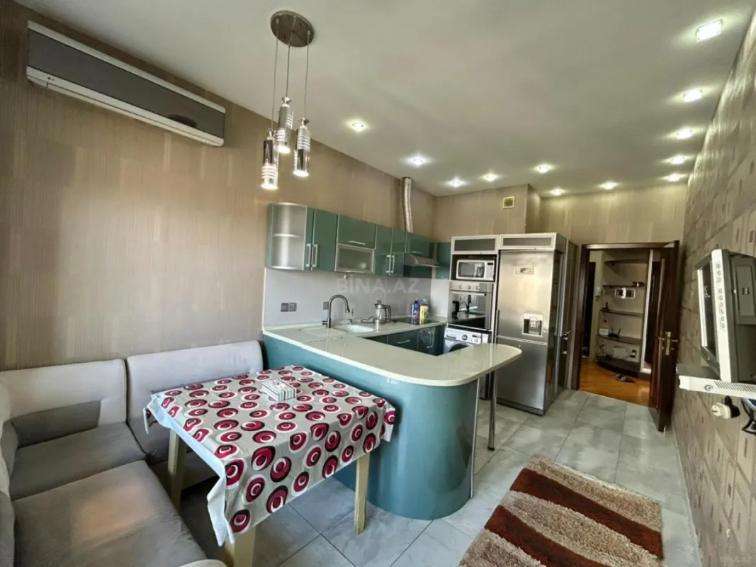 Kirayə verilir 3 otaqlı mənzil 100 m²