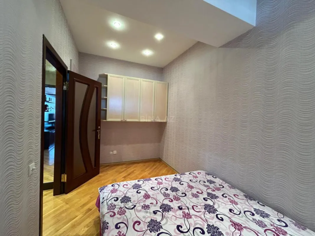 Kirayə verilir 3 otaqlı mənzil 100 m²