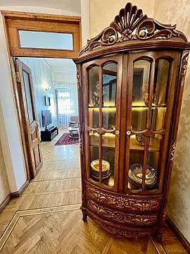 Kirayə verilir 3 otaqlı mənzil 135 m²