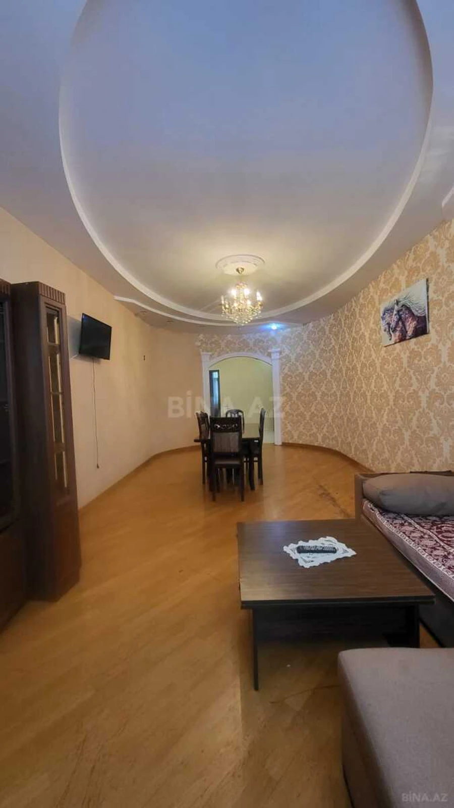 Kirayə verilir 3 otaqlı mənzil 121 m²