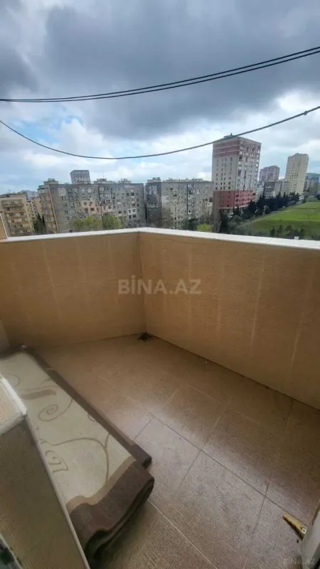 Kirayə verilir 3 otaqlı mənzil 121 m²