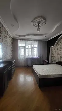 Kirayə verilir 3 otaqlı mənzil 121 m²