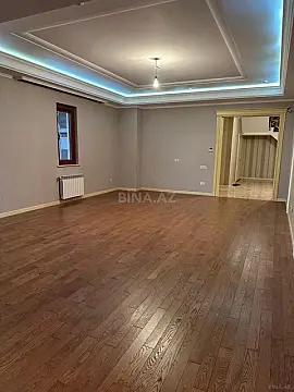 Satılır 4 otaqlı mənzil 278 m²