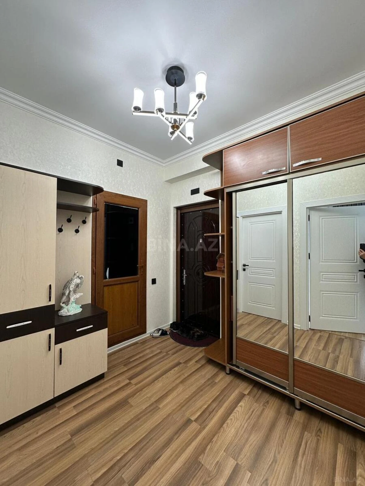 Satılır 2 otaqlı mənzil 52 m²