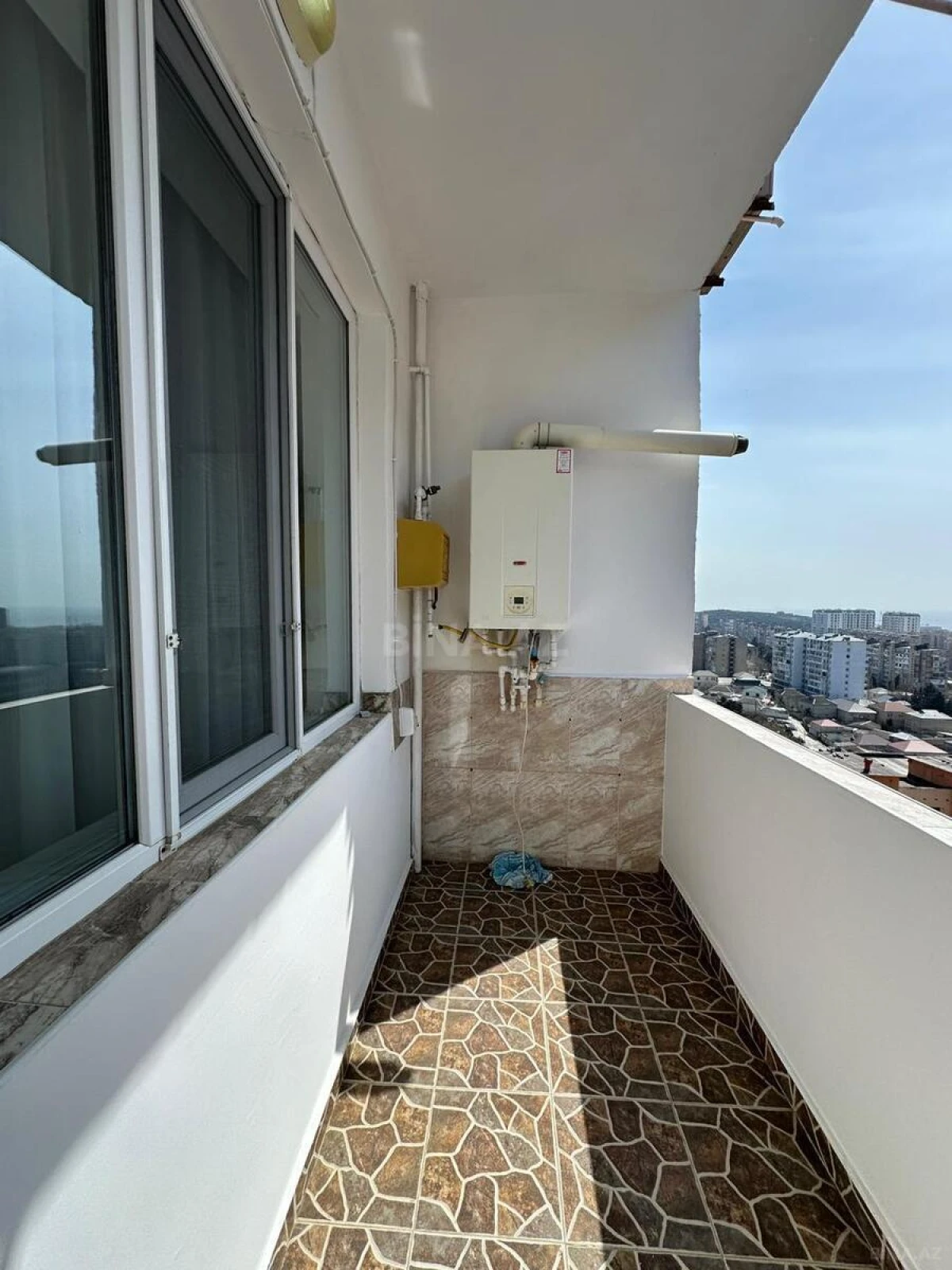 Satılır 2 otaqlı mənzil 52 m²