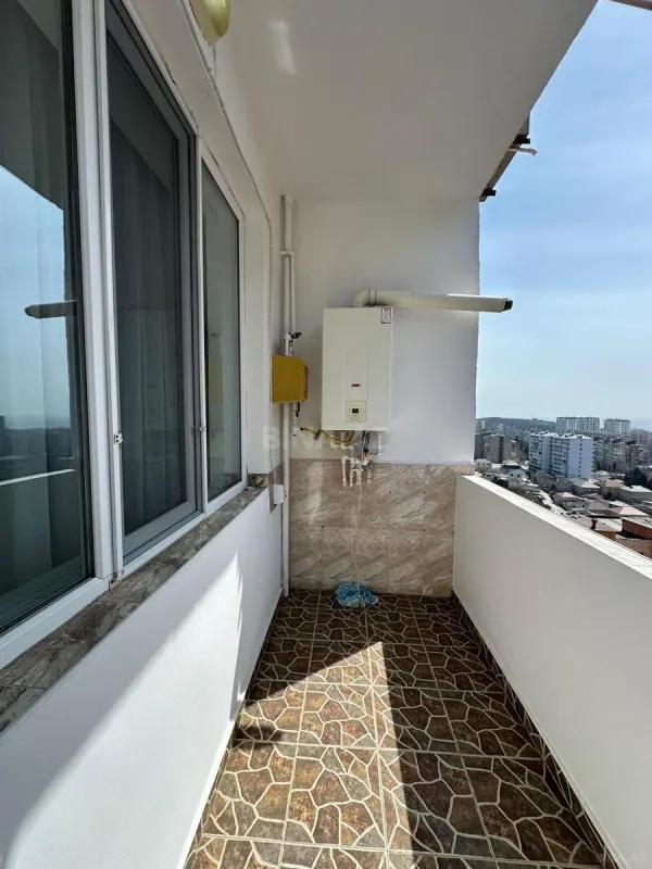 Satılır 2 otaqlı mənzil 52 m²