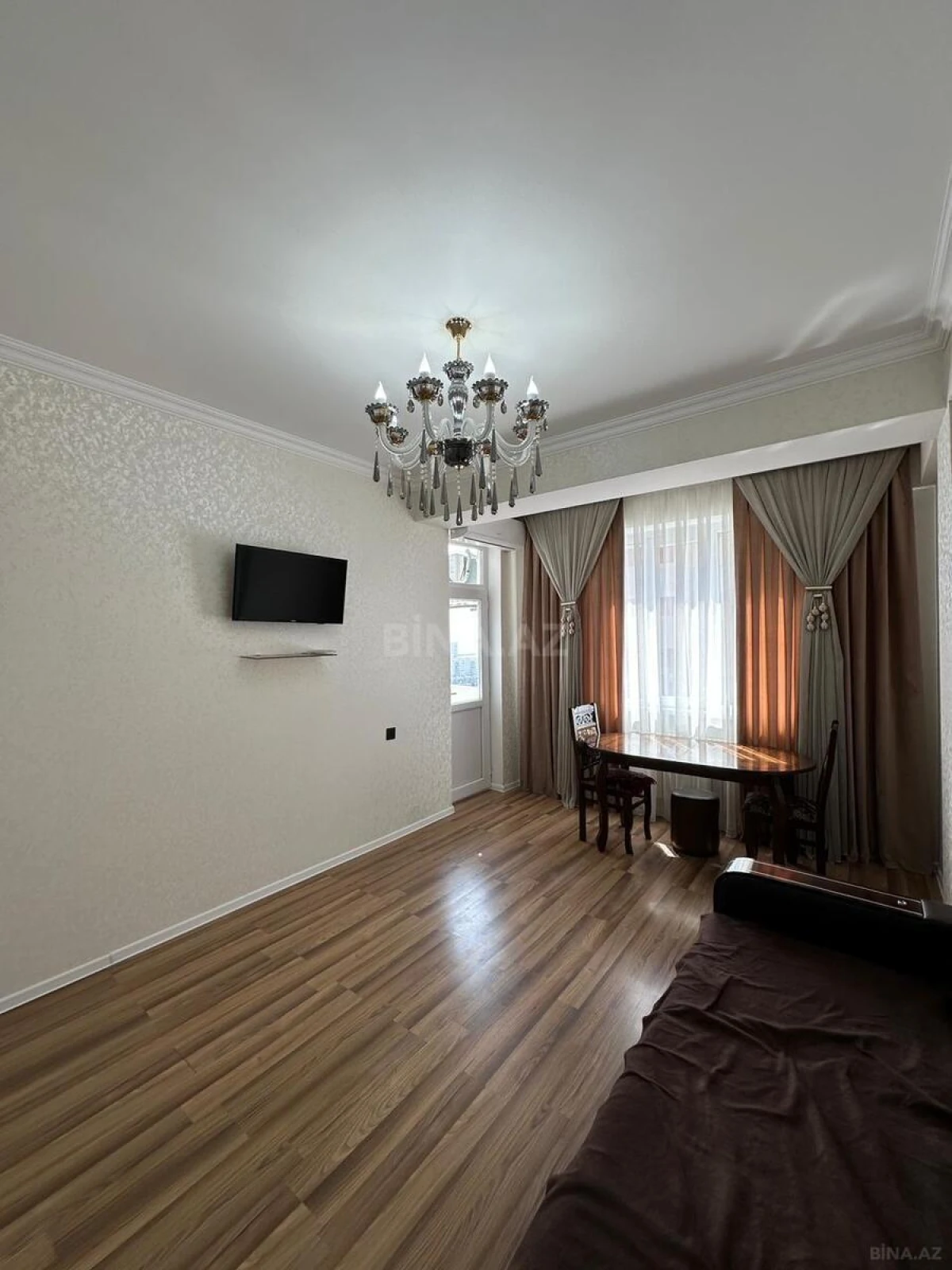 Satılır 2 otaqlı mənzil 52 m²