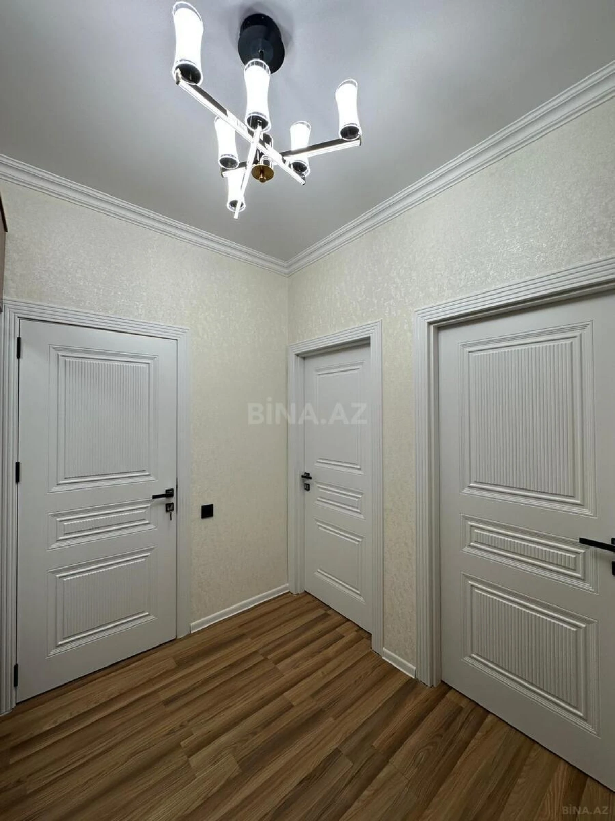 Satılır 2 otaqlı mənzil 52 m²