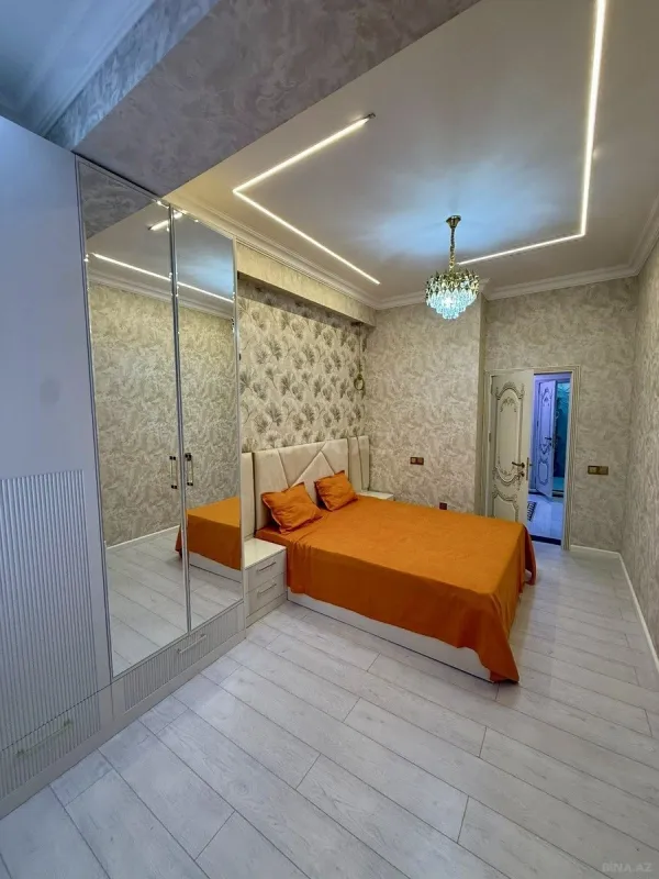 Kirayə verilir 2 otaqlı mənzil 70 m²