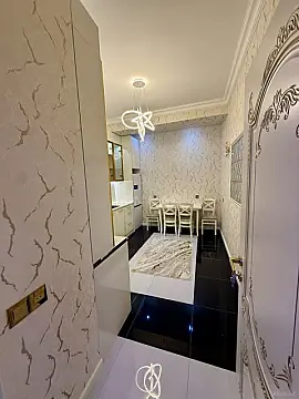 Kirayə verilir 2 otaqlı mənzil 70 m²