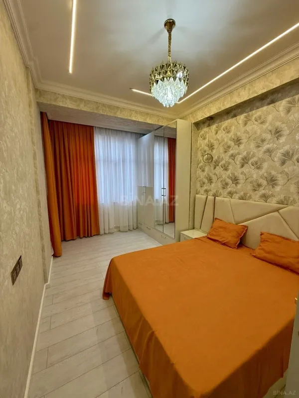 Kirayə verilir 2 otaqlı mənzil 70 m²