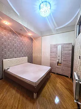 Kirayə verilir 2 otaqlı mənzil 55 m²