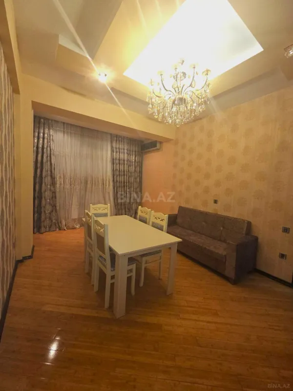 Kirayə verilir 2 otaqlı mənzil 55 m²