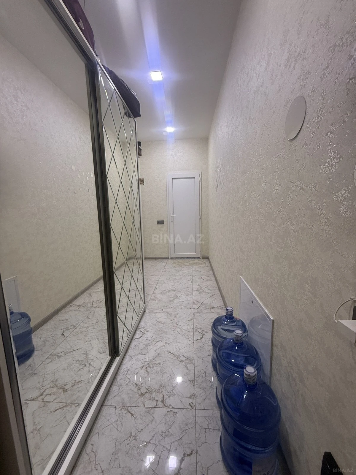 Satılır 2 otaqlı mənzil 54 m²