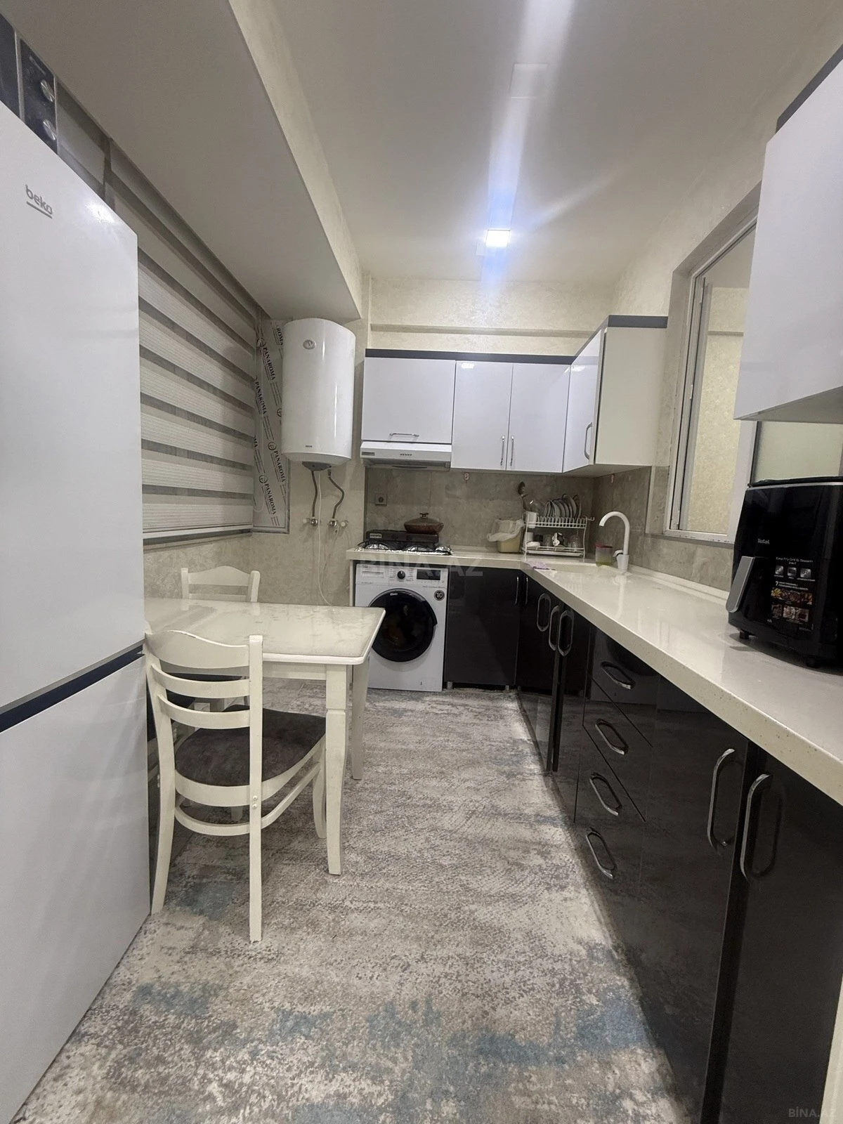 Satılır 2 otaqlı mənzil 54 m²