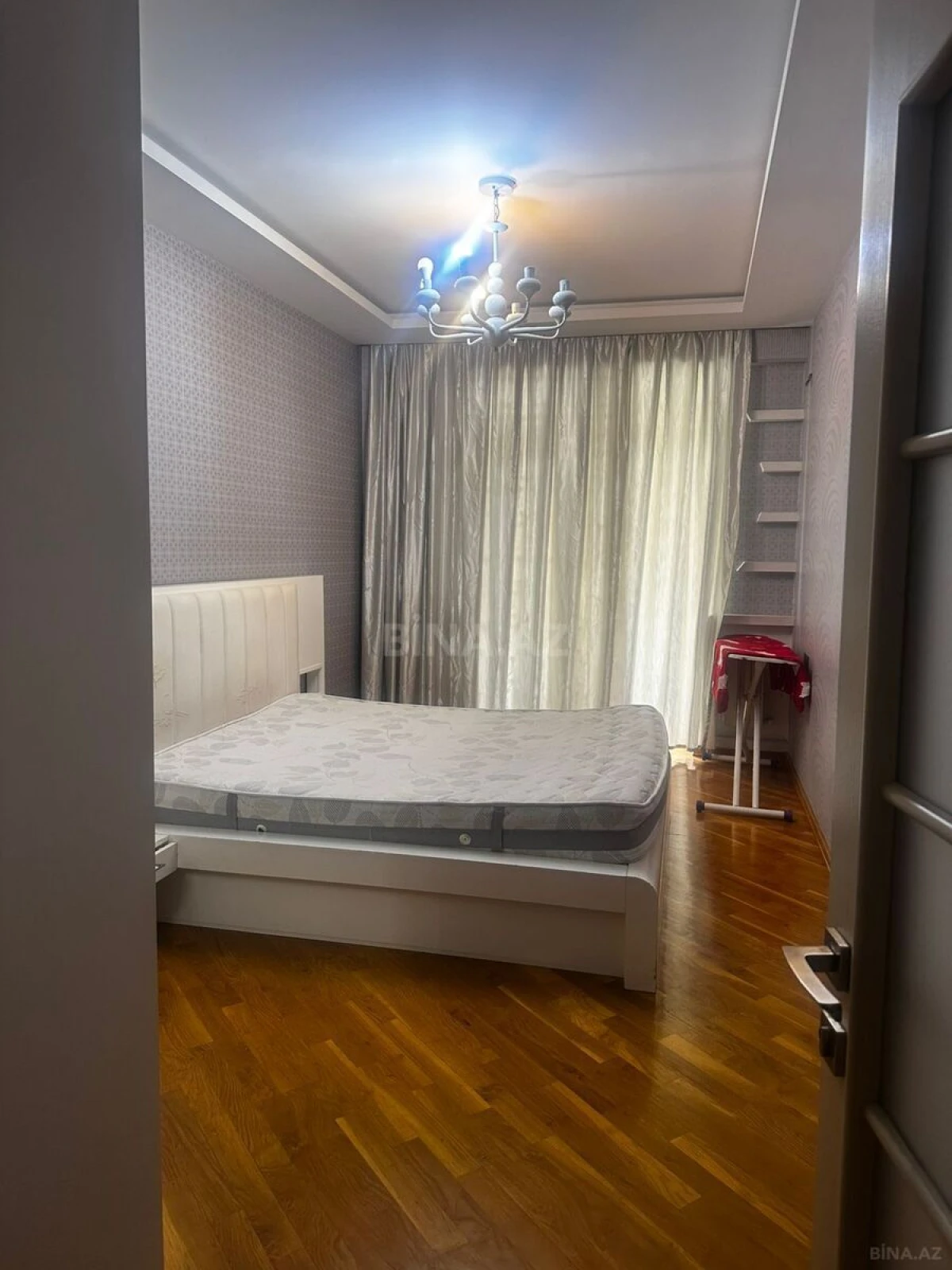 Kirayə verilir 3 otaqlı mənzil 115 m²