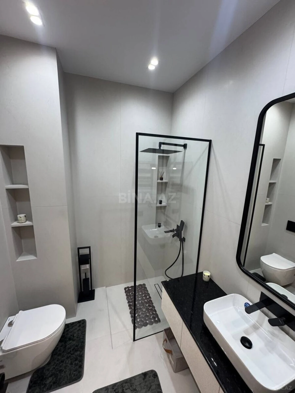 Kirayə verilir 2 otaqlı mənzil 75 m²