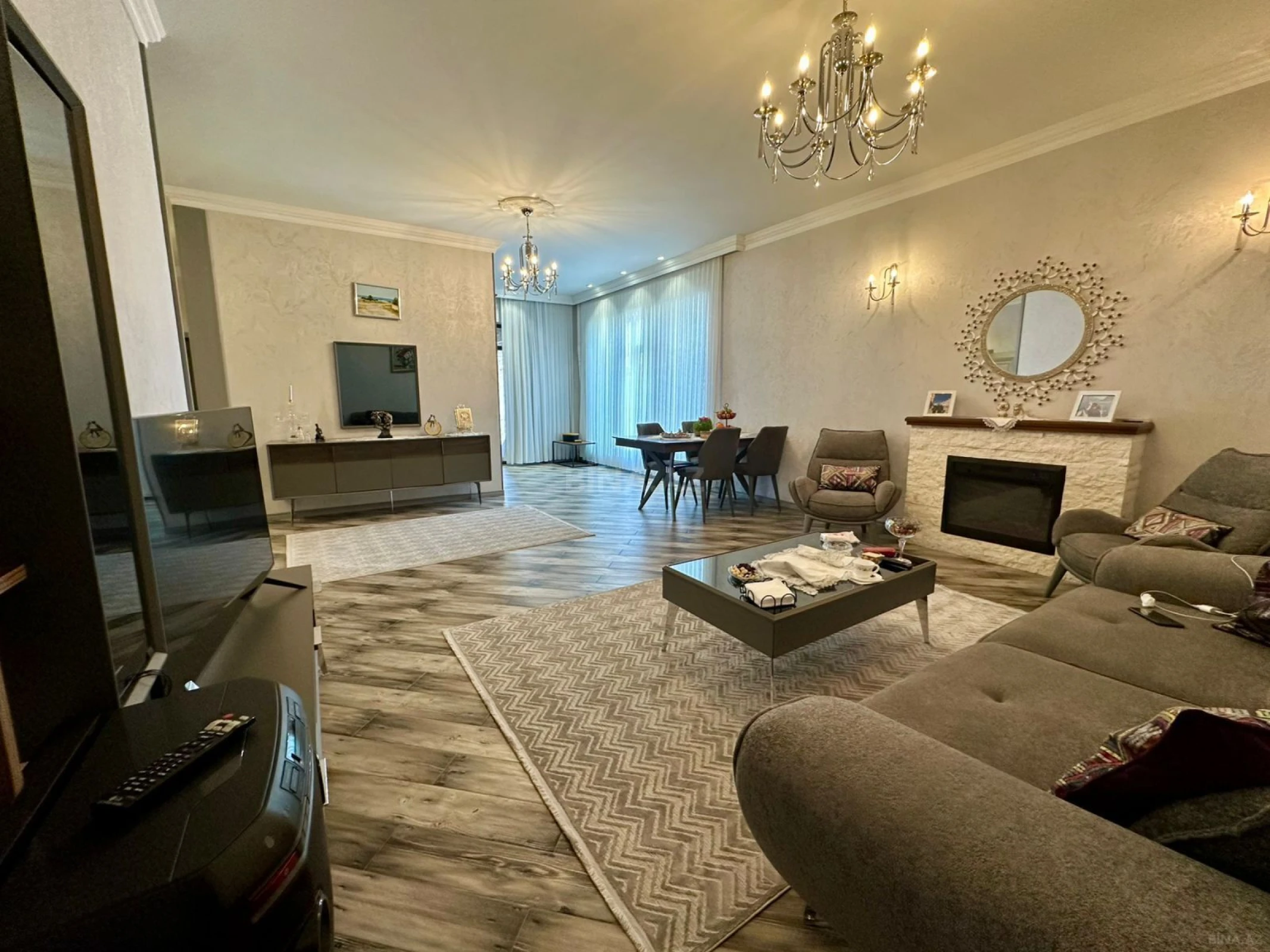 Kirayə verilir 8 otaqlı həyət evi 300 m²