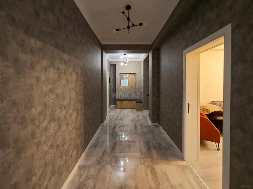 Satılır 3 otaqlı mənzil 150 m²